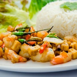 ข้าวราดกุ้งสับพริกขี้หนูสวน