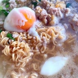 มาม่าญวนจัดหนัก(ใส่ไข่)