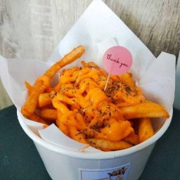อมยิ้ม Fries&Cheese