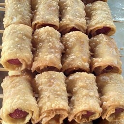 เกี๊ยวไส้กรอก