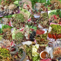 ส้มตำสีชมพู