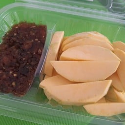 กินข้าวกับปลา