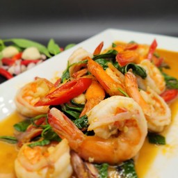 กุ้ง ผัดเต้าเจี้ยวโหระพา