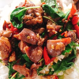 กะเพราเครื่องใน