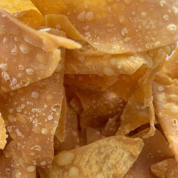 เกี้ยวกรอบ