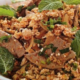 ร้านป้าวิเชียร์ลาบขม
