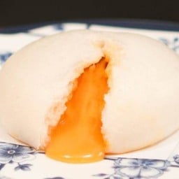 ซาลาเปาไส้ไข่เค็มลาวา