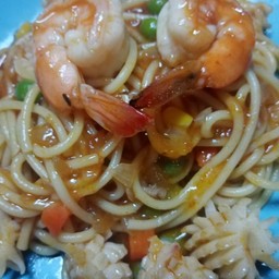 ผัดสปาเก็ตตี้ทะเล  อิตาเลียนซอลแดง