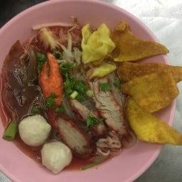 ชาย4หมี่เกี๊ยว บ้านคลอง บ้านคลอง(ข้างศรีสวัสดิ์)