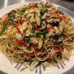 หมี่ซั่วผัดเนื้อปูฮ่องกง(L)