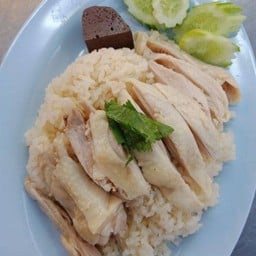 ข้าวมันไก่ต้ม