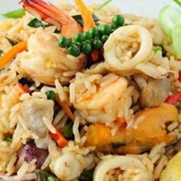 ผัดขี้เมาทะเลราดข้าว+ไข่เจียว