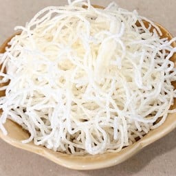 หมี่กรอบ