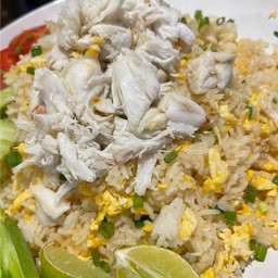 ข้าวผัดปู