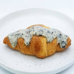 Mini Truffle Croissant.