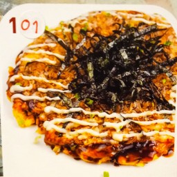 พิซซ่าญี่ปุ่น