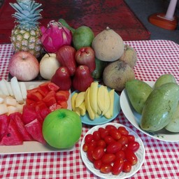 ผลไม้สด บ้านแป้ง&ป๋อ