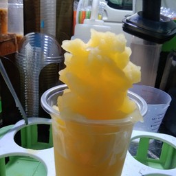 น้ำส้มคั้นปั่น