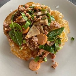 เตี๋ยวติ๋วหน้าอำเภอเมือง