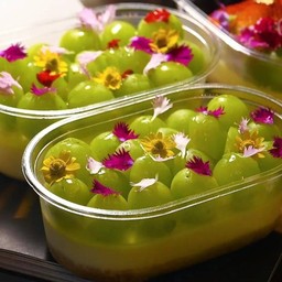 Muscat panna cotta pie