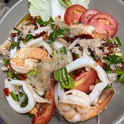 ยำวุ้นเส้นทะเล