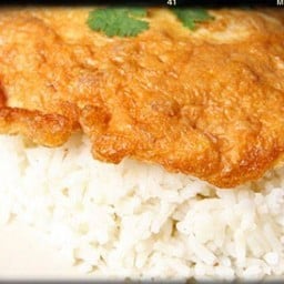 ไข่เจียวหมูสับราดข้าว