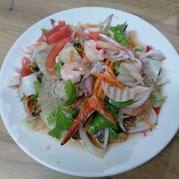 ยำวุ้นเส้นทะเล