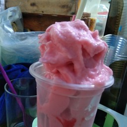 สตอเบอรีนมสดปั่น