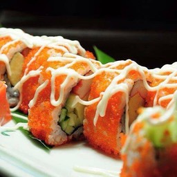 ข้าวห่อสาหร่ายไส่รวมไข่กุ้ง