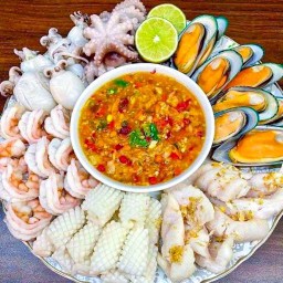 "ลวกจิ้ม"ทะเลแซ่บ (ลูกชิ้นปลา&ทะเลลวกจิ้ม)