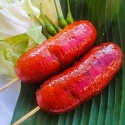 บังฮามิด ใส้กรอกเนื้อ ลูกชิ้นทอด