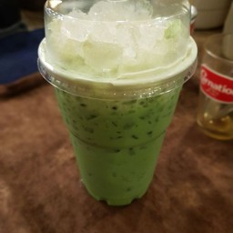 ชาเขียวนมสด