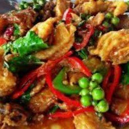 ข้าวผัดเผ็ดหมูป่า