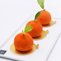 Le petit  Orange Mousse Cake 1 Pcs.
