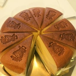 japanese cheese cake (1pc)