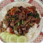 ข้าวกระเพราเนื้อโคขุน+ไข่ดาว