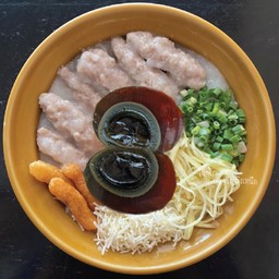 โจ๊กหมูไข่เยี่ยวม้า