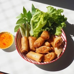 ป้าเล็กก๋วยเตี๋ยวไก่ตุ๋นมะระ