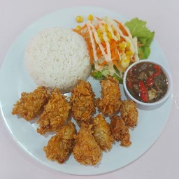 ข้าวกระเพราไก่กรอบ