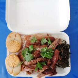 ราดข้าว เนื้อ.หนัง ไข่