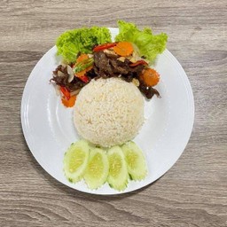 ข้าวเนื้อสไลด์ทอดกระเทียม