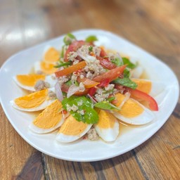 ยำไข่ต้ม