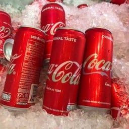 โค้ก+น้ำแข็ง