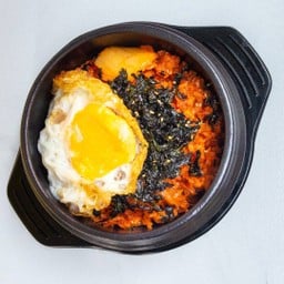 ข้าวผัดกิมจิ Kimchi Fried Rice