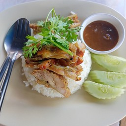 ข้าวมันไก่ห้าดาว&ก๋วยเตี๋ยวต้มยำหมูซี่โครง&อาหารตามสั่ง ข้าวมันไก่ห้าดาว&ก๋วยเตี๋ยวต้มยำซี่โครง&อาหารตามสั่ง