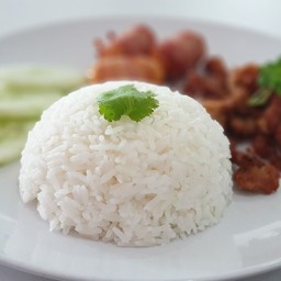 ข้าวหมูทอดกระเทียม
