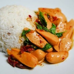 กระเพราซิ่ง เต็มปากเต็มคำ นนทบุรีสะพานพระราม 5