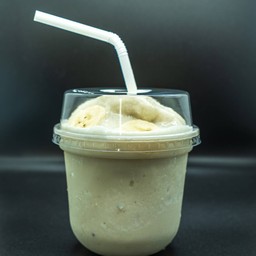 กล้วยนมปั่น