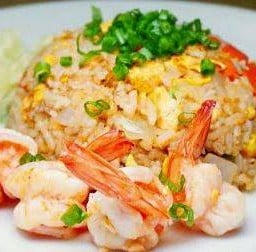 ร้านพอดี พ่อขุนทะเล22 อรวรรณอาหารตามสั่ง