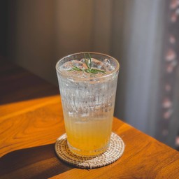 ส้มเกาหลีน้ำผึ้งโซดา